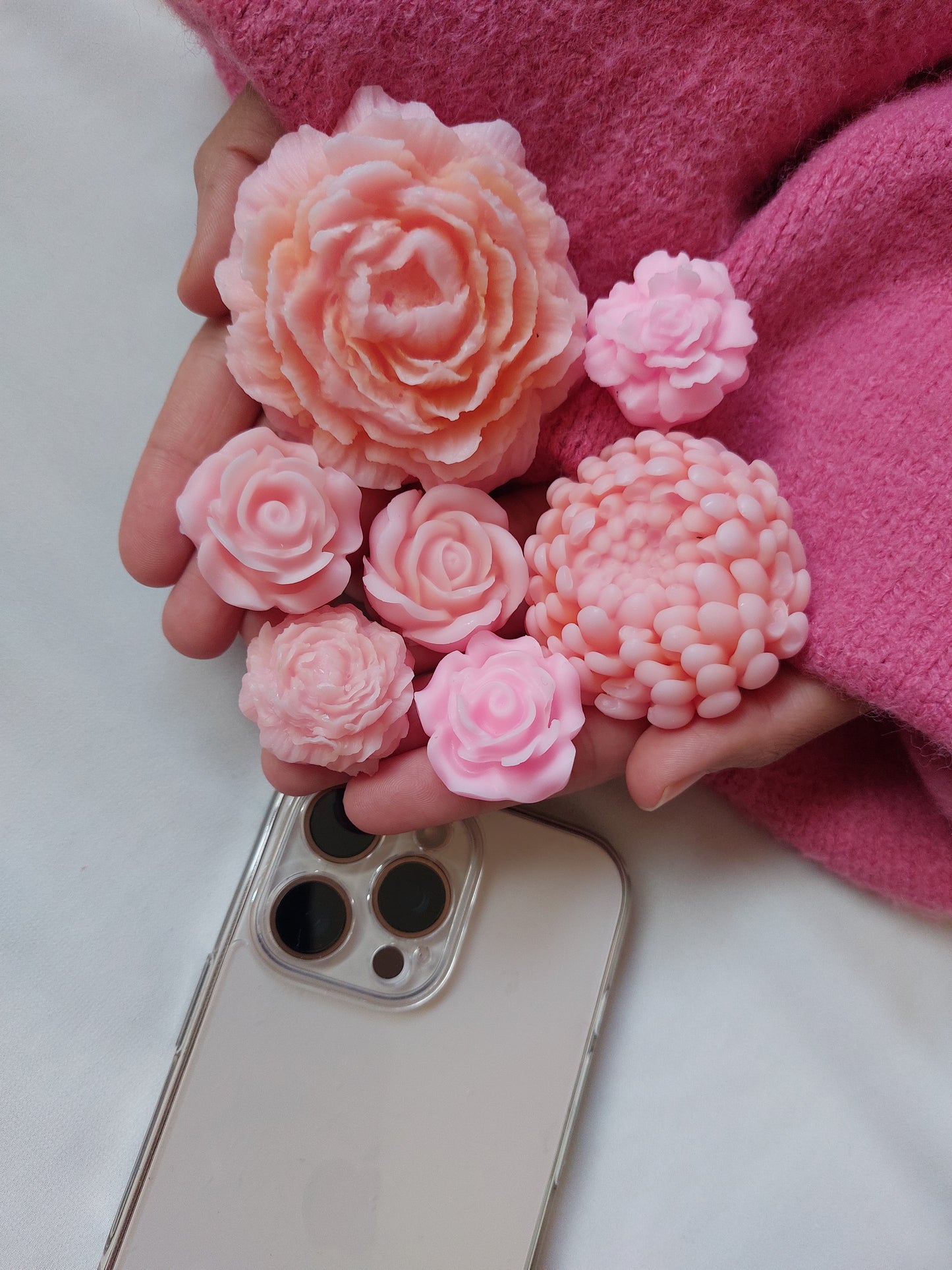 Luxury Floral Candle – Elegant Home Décor with Signature Ladies’ Perfume Aroma