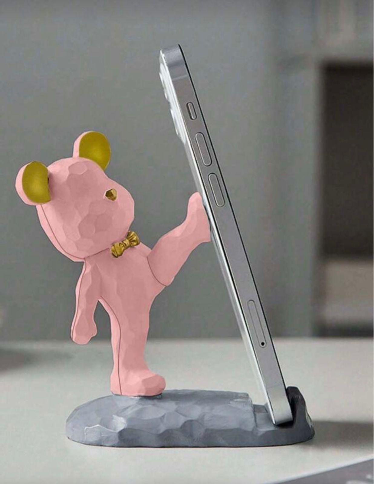 🐻 BearBuddy™ – Cute Bear Phone Stand